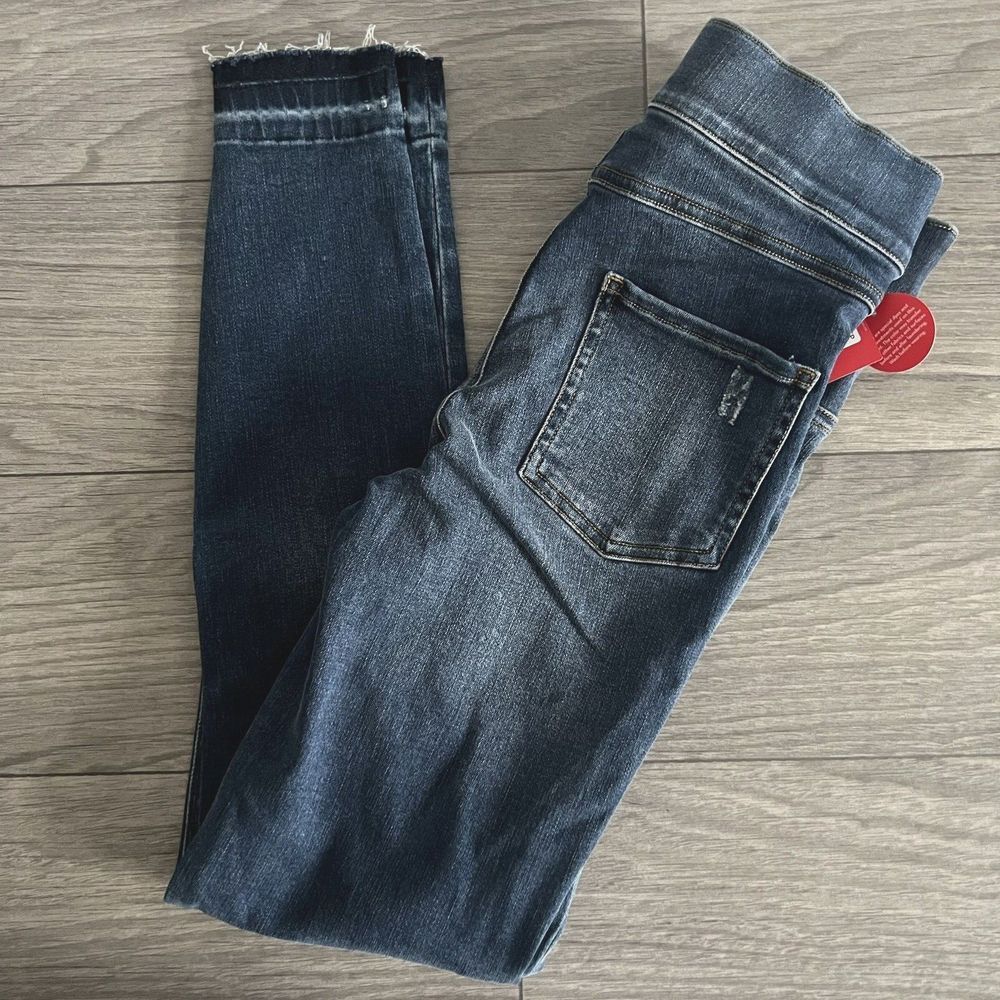 NWT Spanx Distressed Ankle Skinny Jeans Medium‎ Wash Size XS